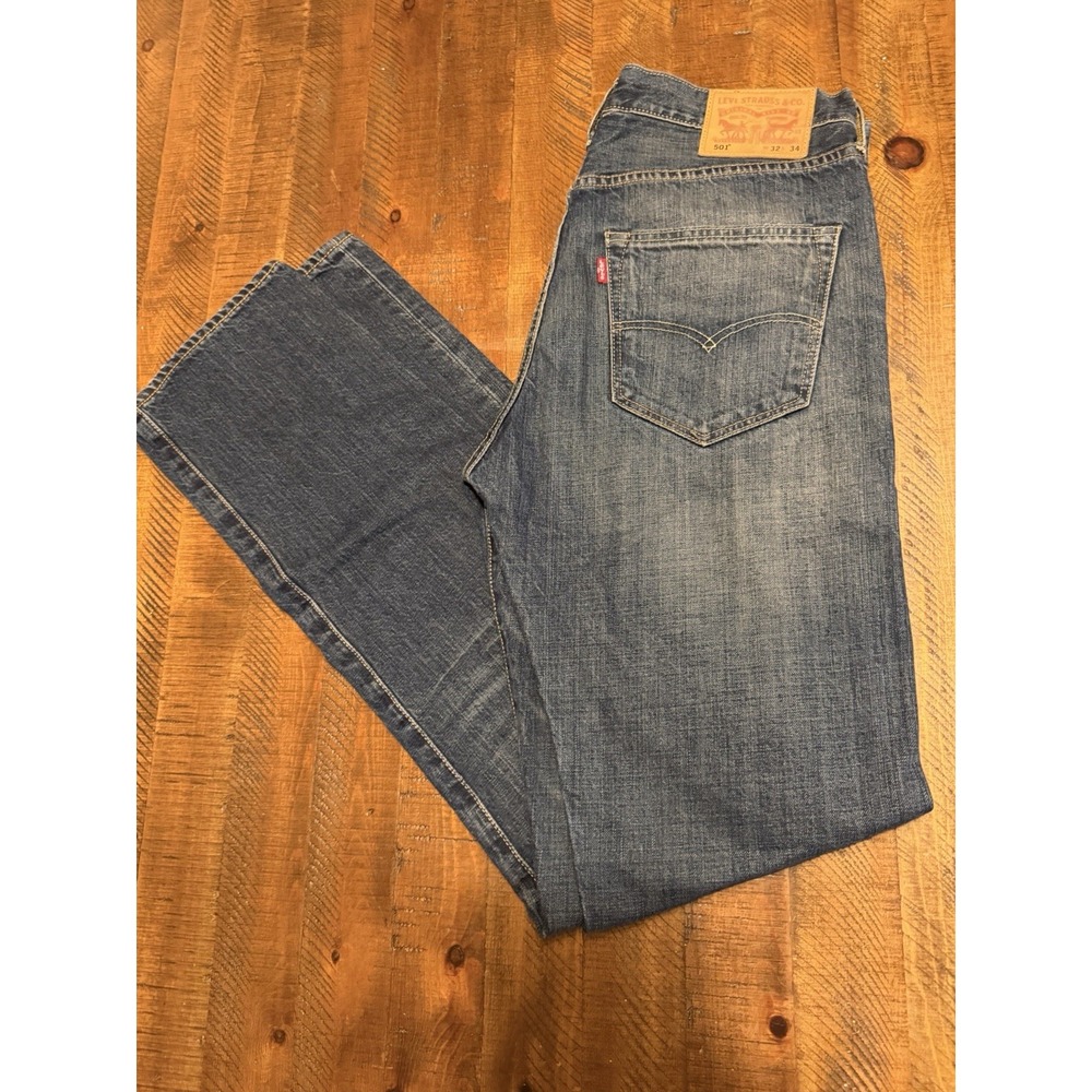 Levis 501 Jeans Distressed Mens 32x34 Blue Medium Wash Denim Regular Straight